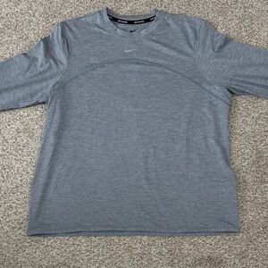 Nike Element Long Sleeve Running Top.